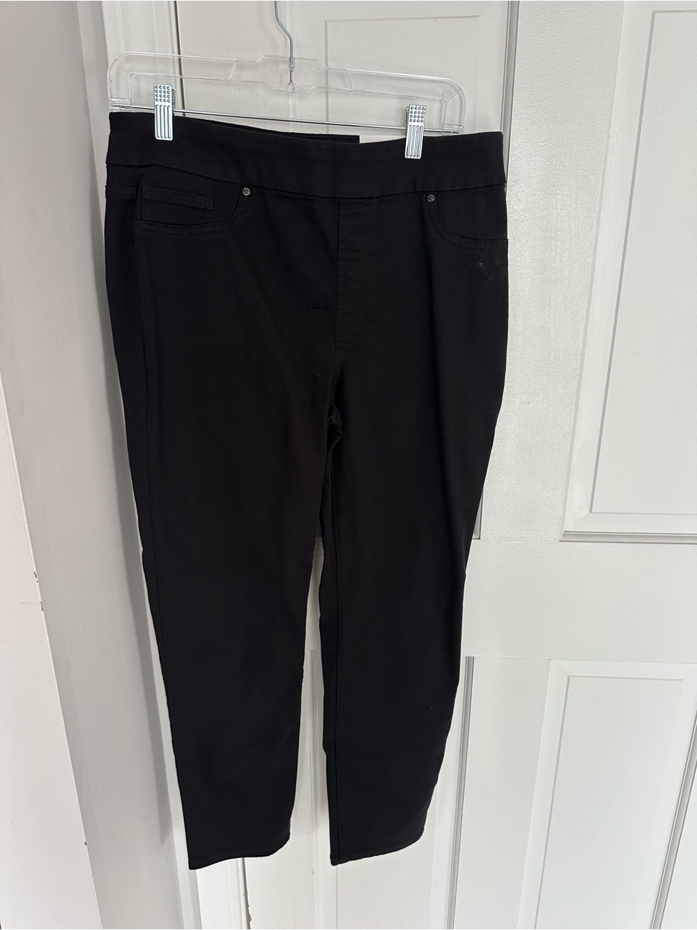 Chico’s Black Pull On Jegging Ankle Pants